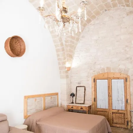Piazza Duomo - Medieval Puglia'S House Giovinazzo Exterior photo